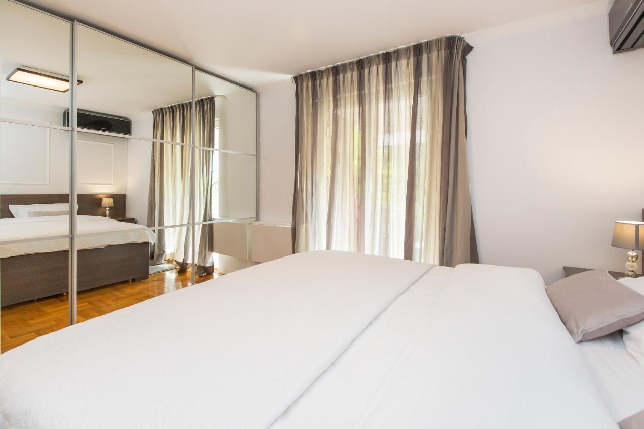 Apartment Parentium Poreč Buitenkant foto